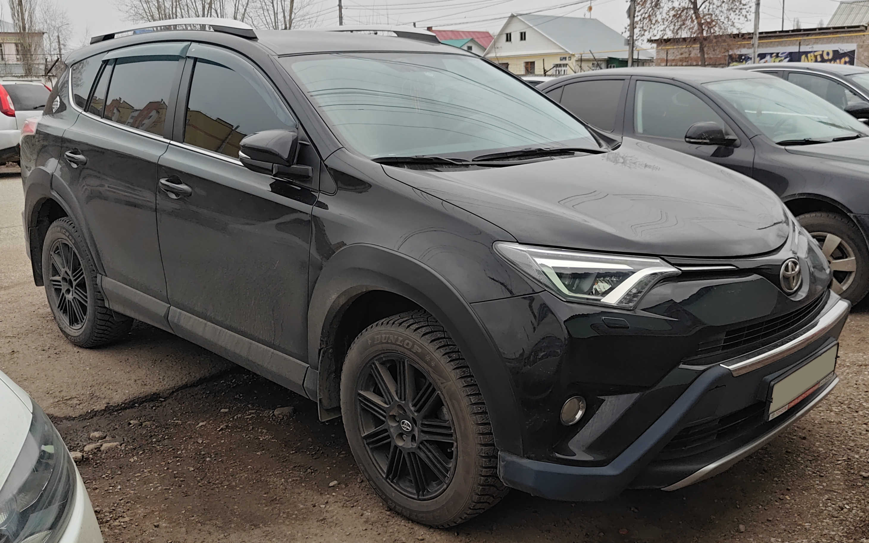 トヨタ RAV4(2018年型)の外観(フロント)